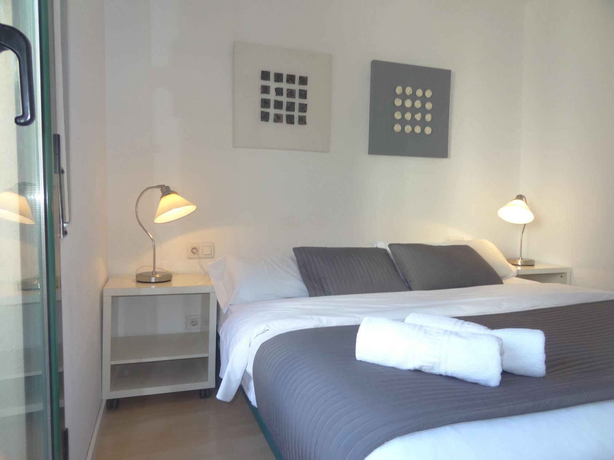 ברצלונה Plaza Catalunya City Center Apartments מראה חיצוני תמונה